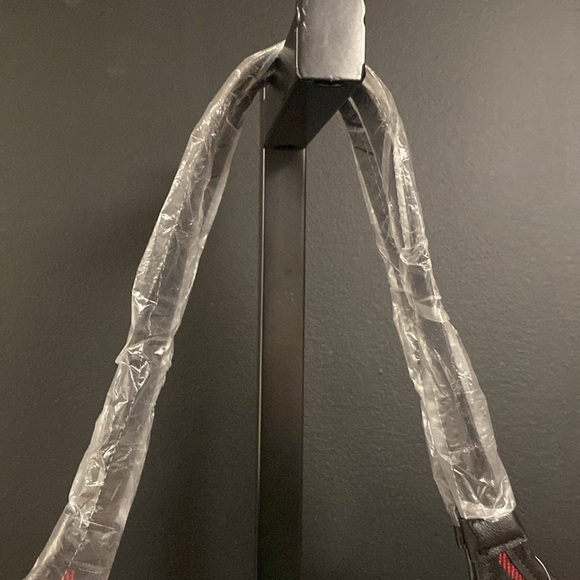 Victoria’s Secrets red plaid tote bag/purse nwt - Picture 5 of 9